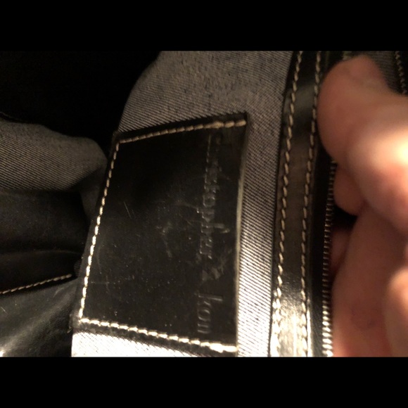 Stellar Chris Kon (Montreal) black satchel in rich Italian grained leather. - Picture 9 of 9